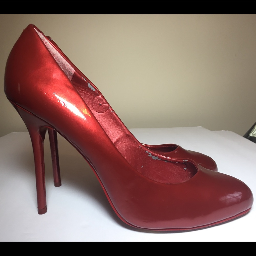 Glossy Red Steve Madden heels